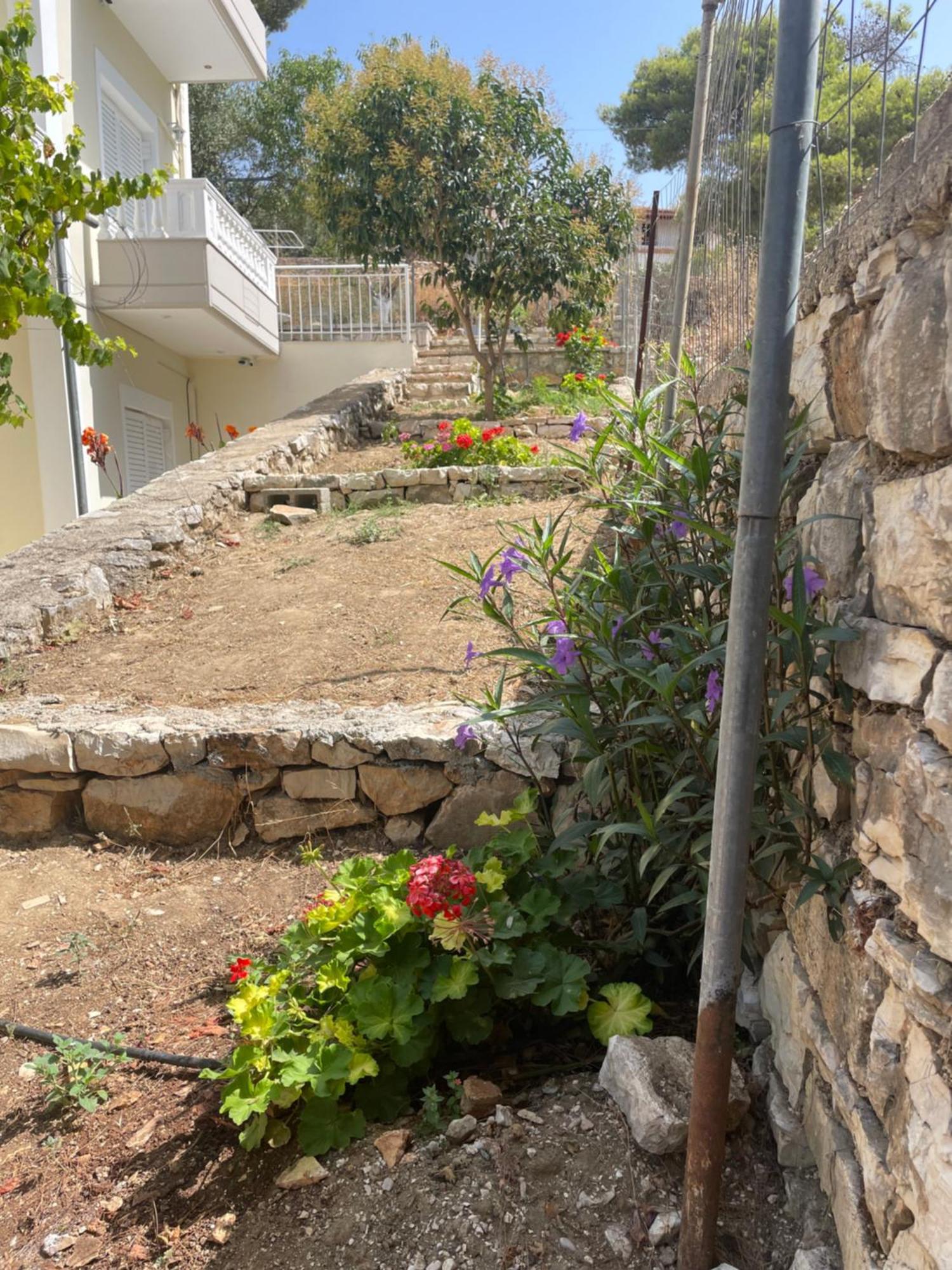 Miranda's & Holiday home Sarande